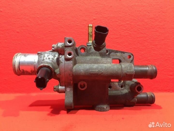 Корпус термостата Opel Astra H Z16XEP (LJ7) 1.6L