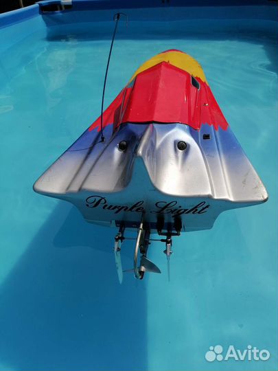 Радиоуправляемый катер на аи 92