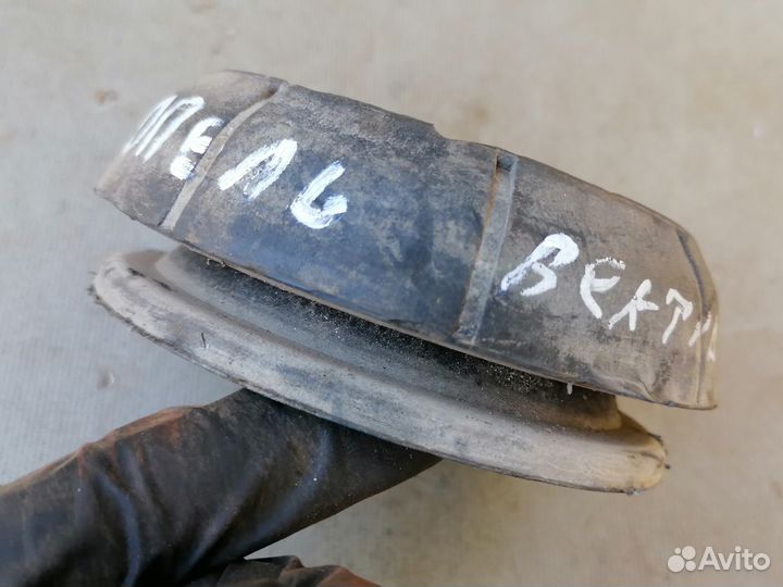 Опора амортизатора Opel Vectra A