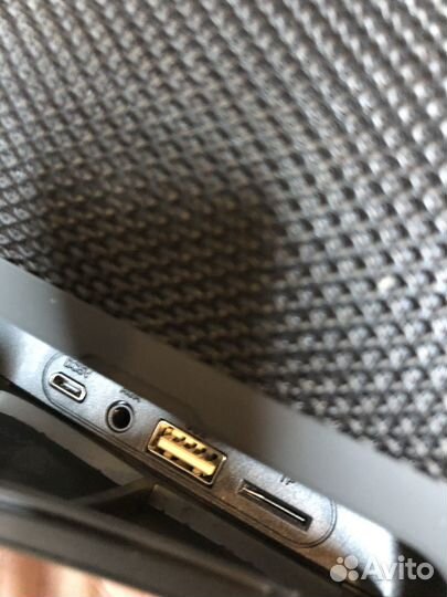 Портативная колонка jbl boombox