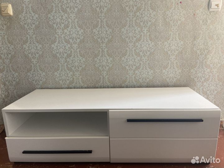 Тумба под тв