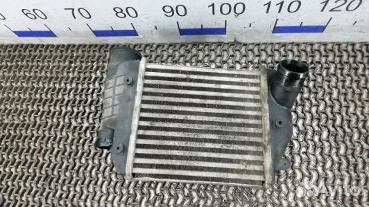 Радиатор интеркуллера audi A6 C6 (8AD15KC01)