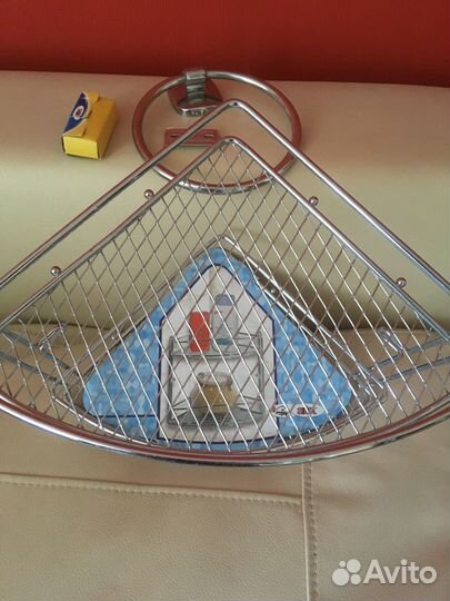 Полка для ванной,Италия,сталь и кольцо для полотен