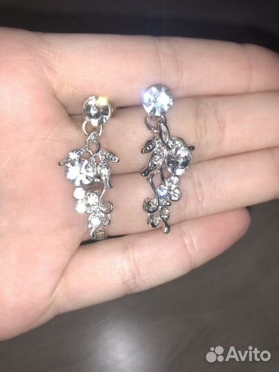 Ожерелье и серьги