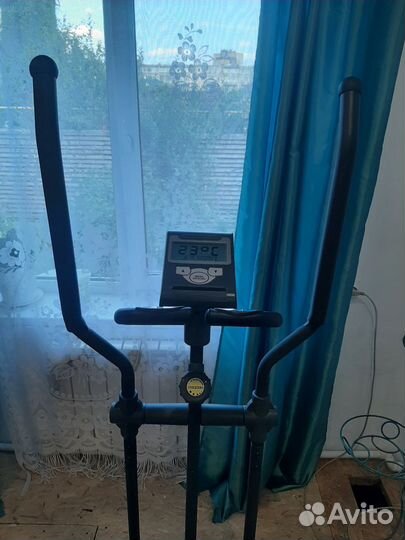 Эллиптический тренажер torneo Festa