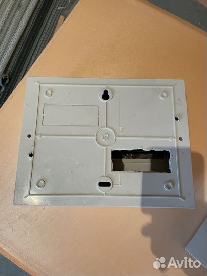 Электрический навесной щиток DeKraft 12 мест