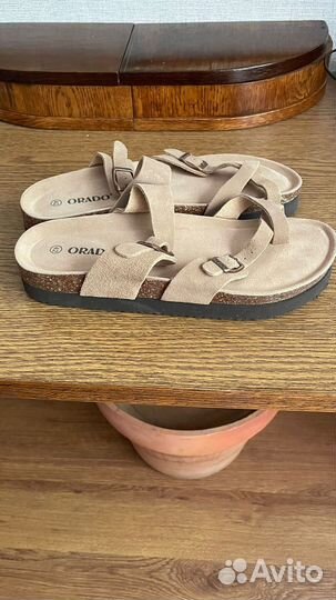 Сабо кожанное