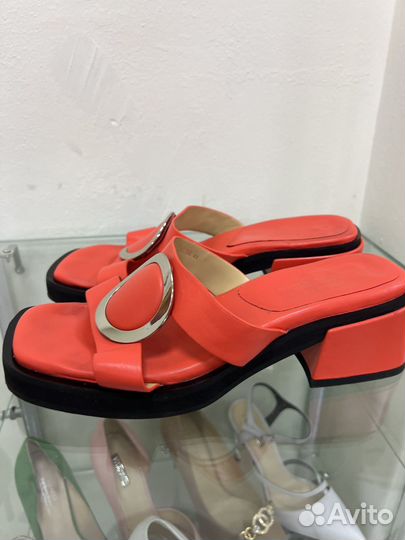 Шлепанцы женские 40 – 41 размер