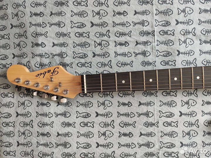 Электрогитара Fabio Stratocaster SSS + zoom G1Next