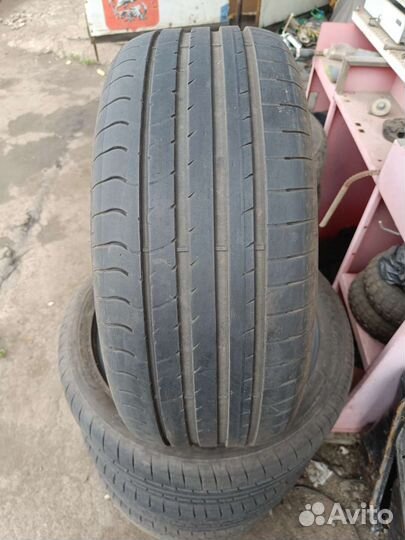 Sava Intensa UHP 2 215/50 R17 95Y