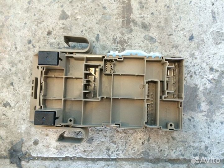 Блок предохранителей Subaru Outback BR (2009—2012)