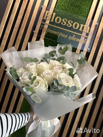 Цветы розы и букеты с доставкой 24