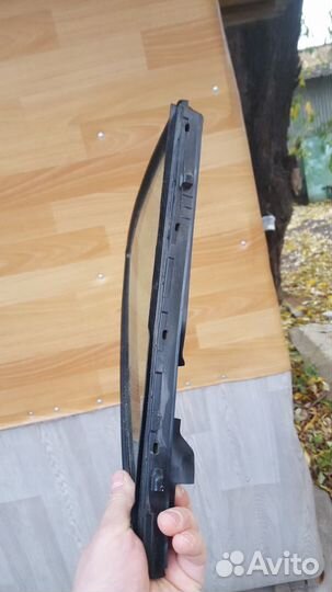 Форточка задняя правая замок двери Toyota camriv55