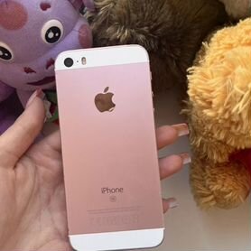 iPhone SE, 32 ГБ