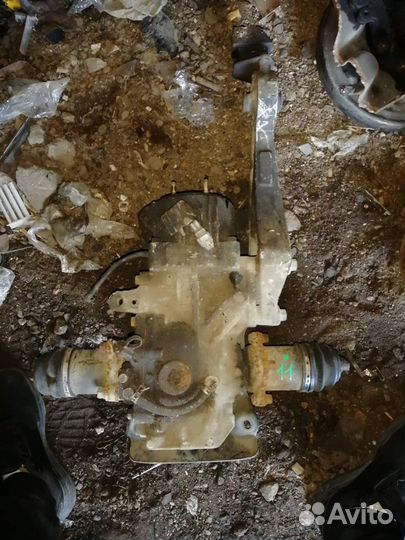 Редуктор заднего моста Toyota Voxy/Noah AZR65