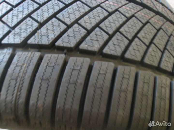 Continental ContiWinterContact TS 830 P 285/40 R19