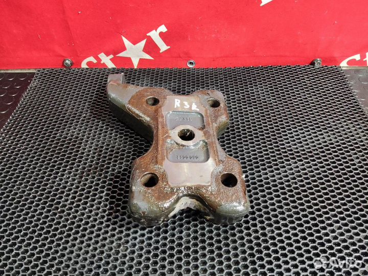 Кронштейн амортизатора задний левый