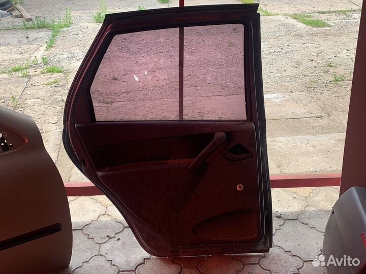 Двери на LADA гранту