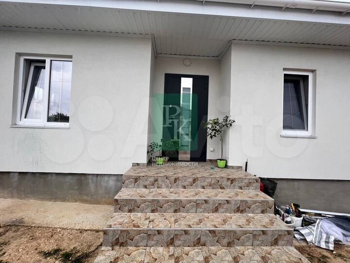 Дом 82 м² на участке 4 сот.