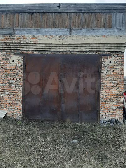 Гараж, > 30 м²