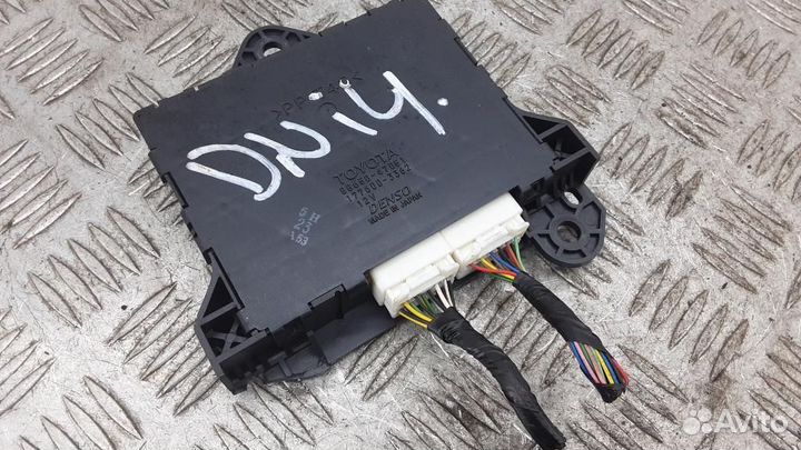 Блок комфорта Toyota Prius