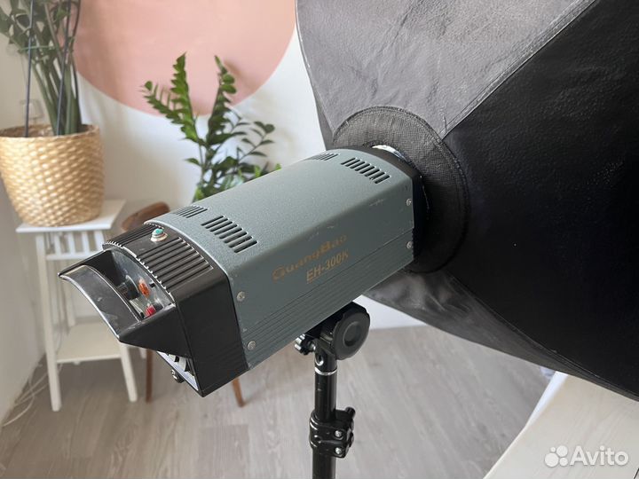 Комплект студийного света 300дж х3 guangbao