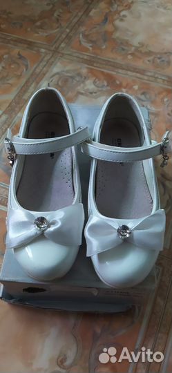 Туфли праздничные на девочку
