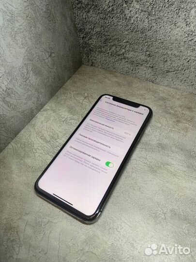 iPhone X, 64 ГБ
