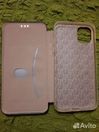 Чехол на iPhone 11