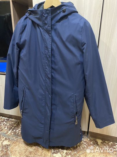 Ветровка женская