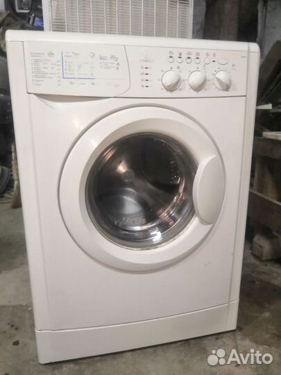 Стиральная машина indesit 5кг