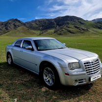 Chrysler 300C 2.7 AT, 2005, 223 000 км, с пробегом, цена 750 000 руб.