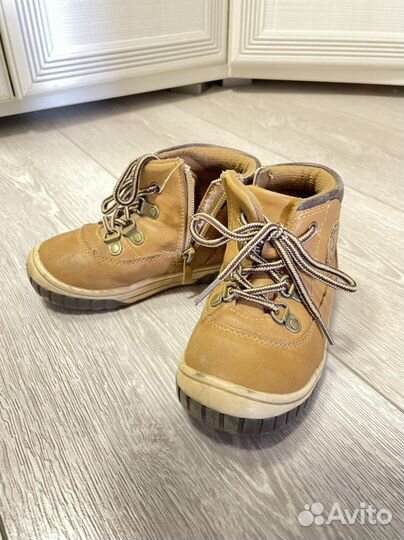 Ботинки осенние