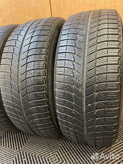 Aichi tire L 215/55 R17