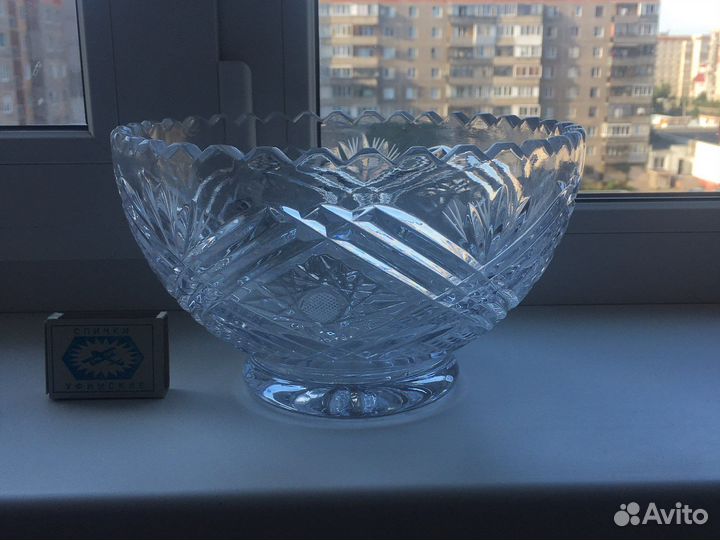 Хрустальная ваза