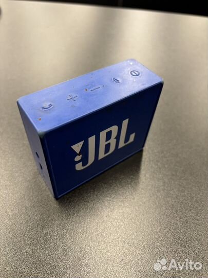 Колонка jbl go