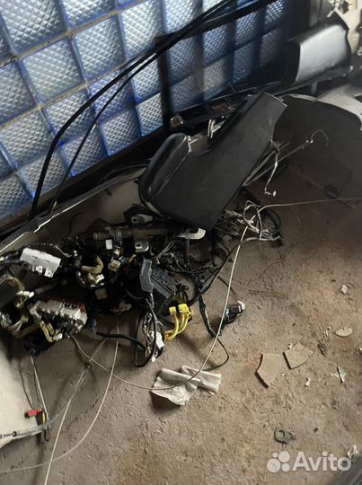 Запчасти на лансер9