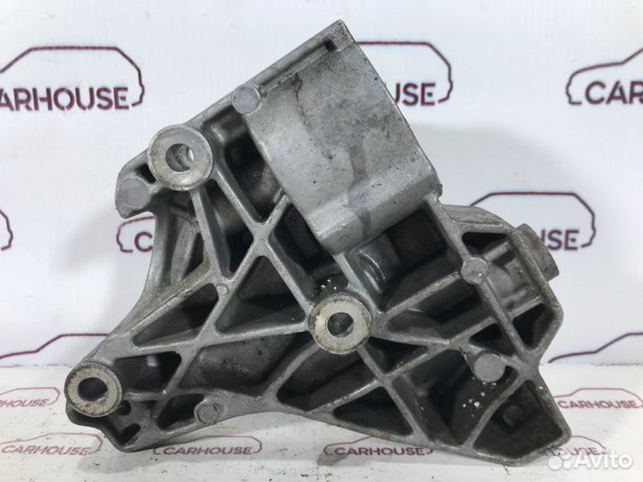 Кронштейн генератора Volkswagen Tiguan 1.4 CAV