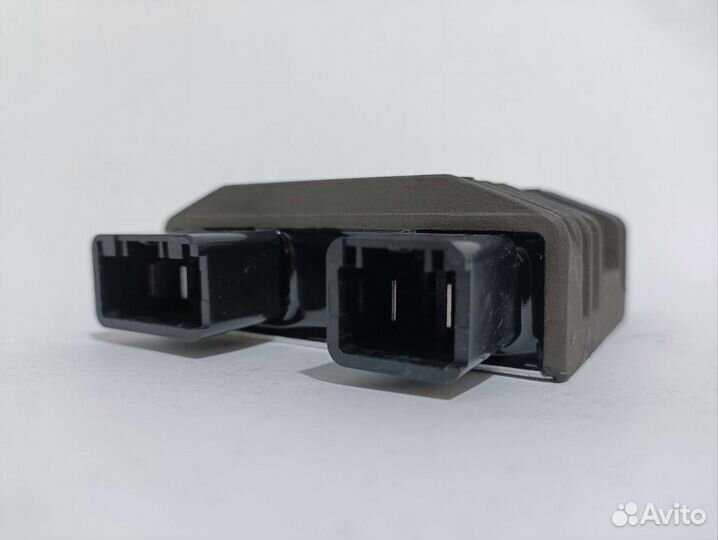 Реле зарядки регулятор Honda CBR 1000 RR