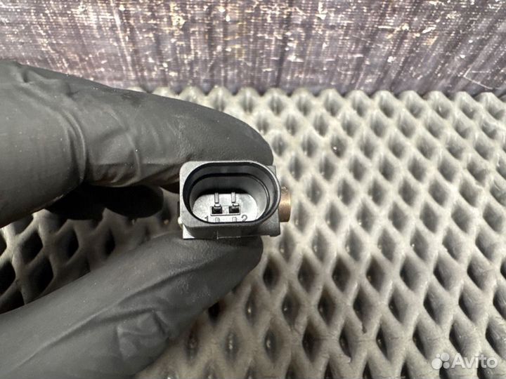 Датчик Airbag Audi A4 B6 AMB 2004