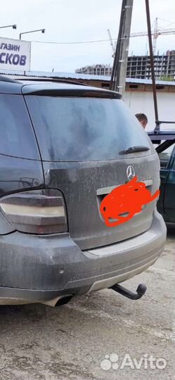 Дверь багажника мл 320