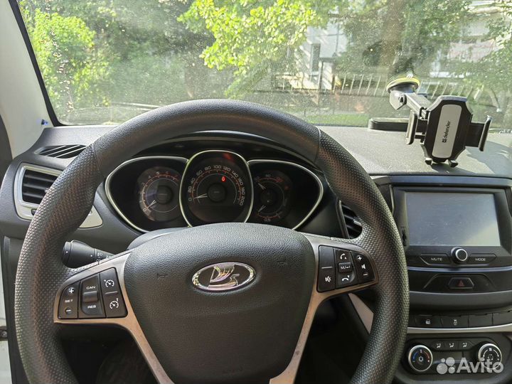 LADA Vesta 1.8 AMT, 2017, 140 000 км