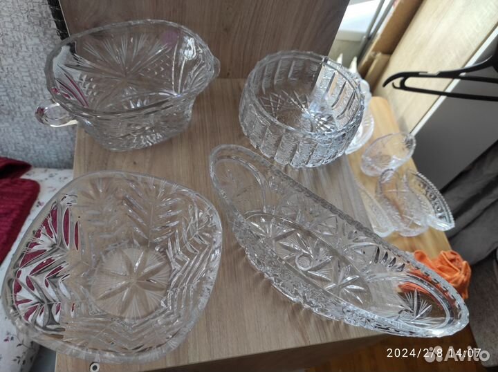 Хрустальные вазочки конфетницы