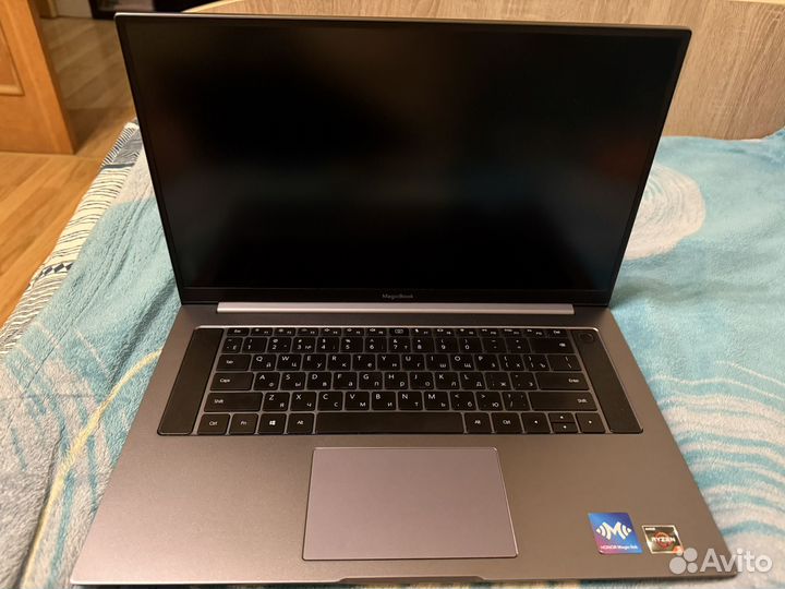 Honor MagicBook Pro 16 R5/8/512