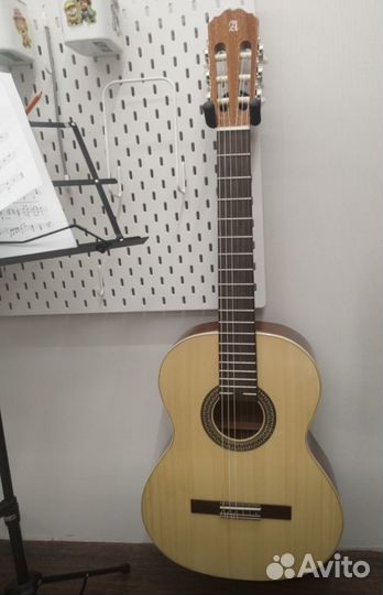 Гитара Alhambra 6.203 Classical Student 2C A