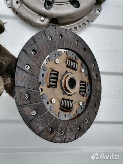 Nissan almera n16 сцепление корзина маховик диск