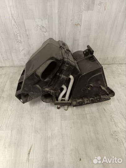 Корпус отопителя Ford Transit 86-91