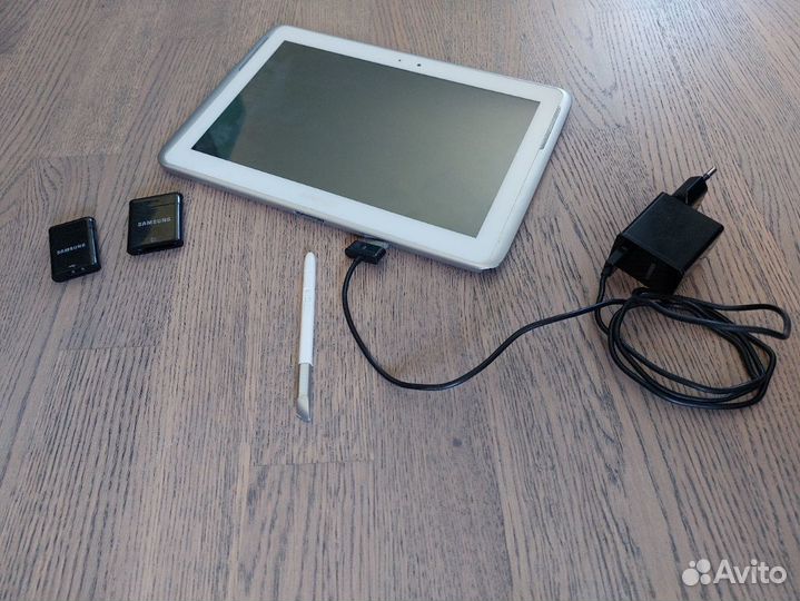 Планшет Samsung Galaxy Note 10.1 N8000