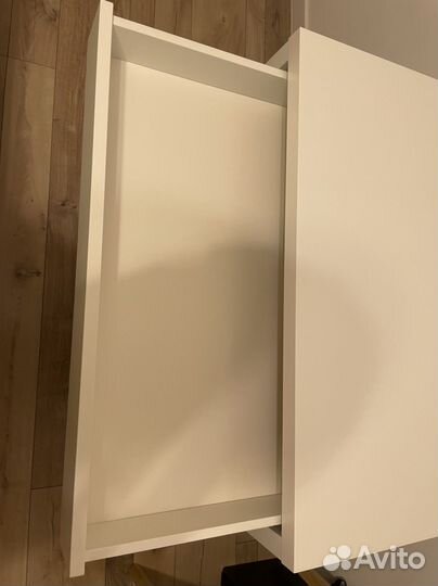 Письменный / компьютерный стол IKEA micke белый