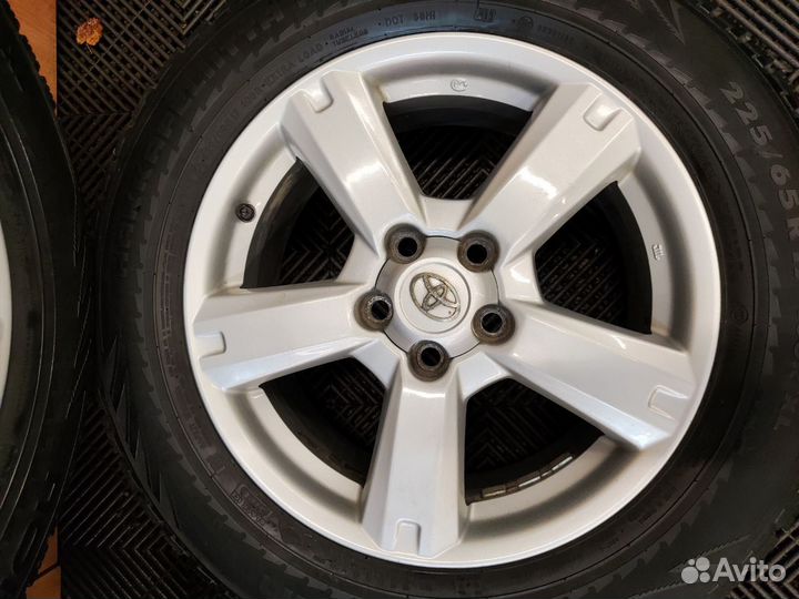 Колеса в сборе Toyota RAV4 225/65R17